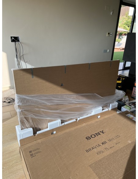 Instalación Cine en Casa "Sonos + Sony OLED 4K + Hue"