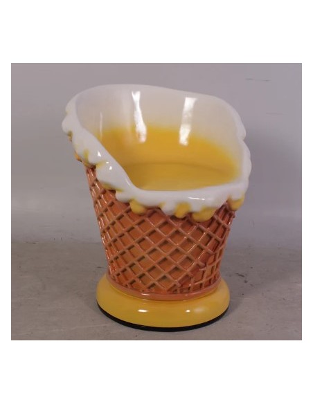 Conjunto mesa y sillas cucurucho