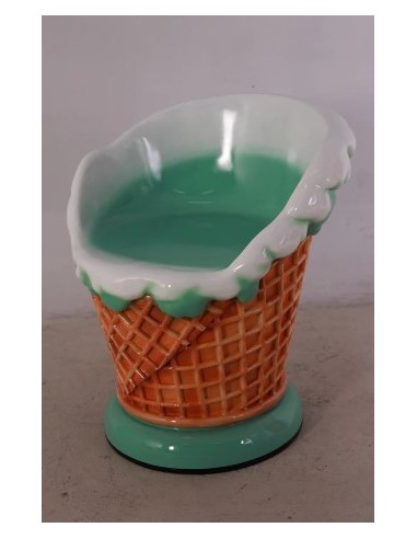 Conjunto mesa y sillas cucurucho