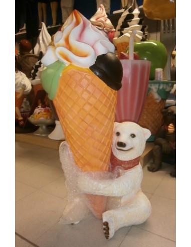 Oso polar con helado