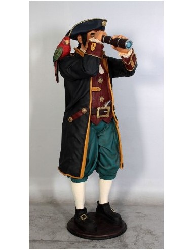 Capitán pirata con catalejo