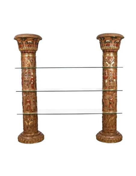Columnas egipcias con estantes