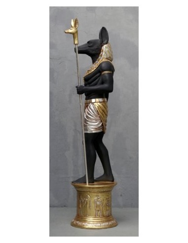 Dios egipcio Anubis "en pedestal"