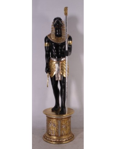 Dios egipcio Horus "en pedestal"