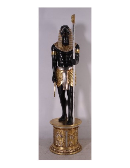 Dios egipcio Horus "en pedestal"