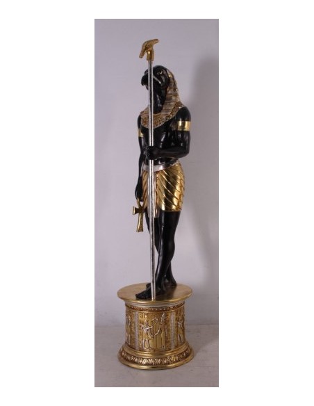 Dios egipcio Horus "en pedestal"