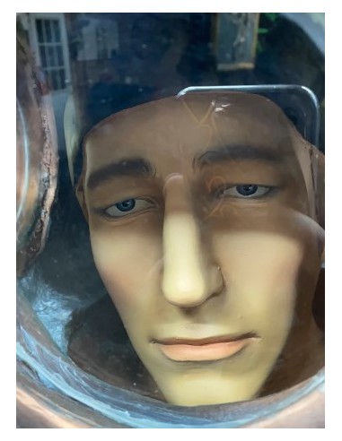 Buzo con escafandra clásico