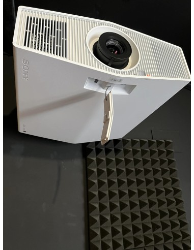 Instalación proyector Sony + Bowers & Wilkins