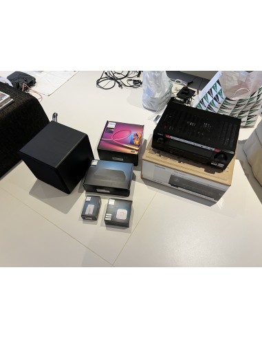 Cine en casa televisión Sony 4k B&W + Hue ambilight