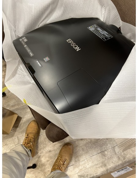 Cine en Casa Marantz con Wharfedale y Epson 4k