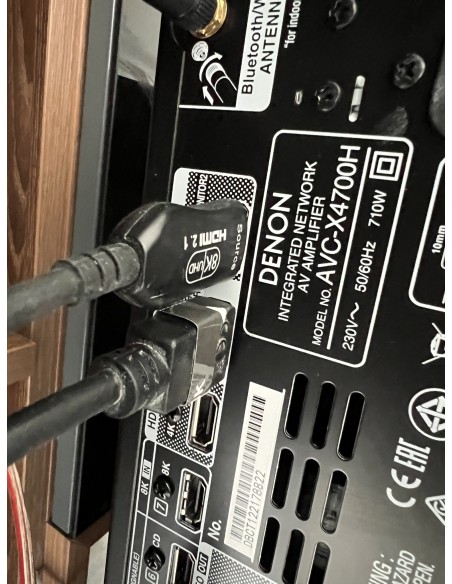 Cine en casa Denon con B&W y TV Sony 4K y Epson 4k