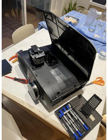 Cambio lámpara proyector Panasonic 4K