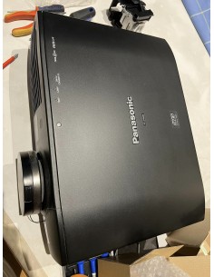 Cambio lámpara proyector Panasonic 4K 2