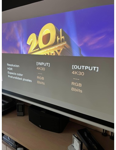 Instalación proyector Optoma 4K y soporte Arakno