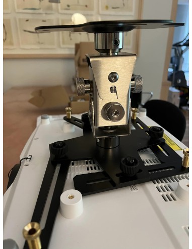 Instalación proyector Optoma 4K y soporte Arakno