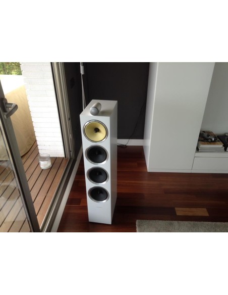 Sistema estéreo B&W con Rotel