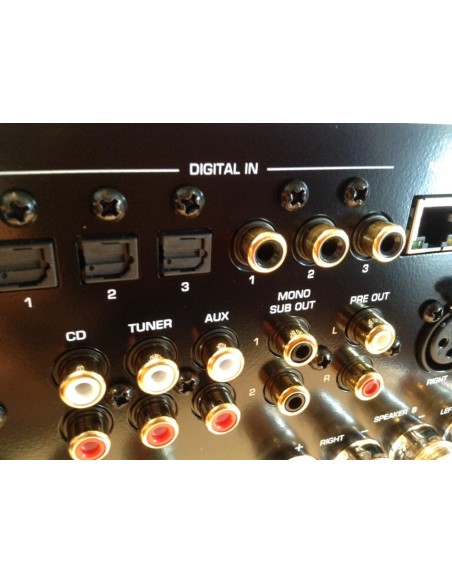 Sistema estéreo B&W con Rotel