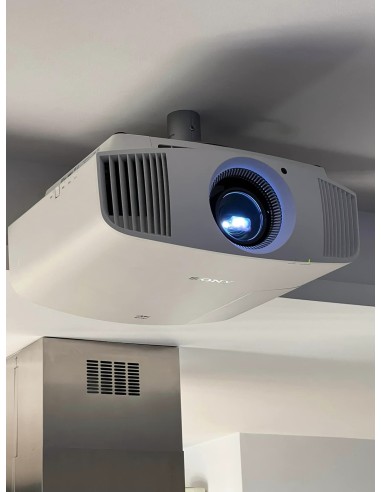 Cine en Casa Anthem con proyector Sony 4K