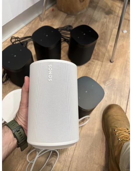 Sistema hilo musical con Sonos en farmacia
