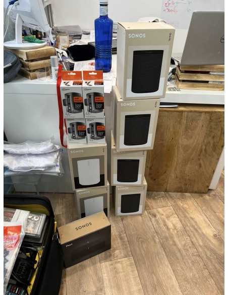 Sistema hilo musical con Sonos en farmacia