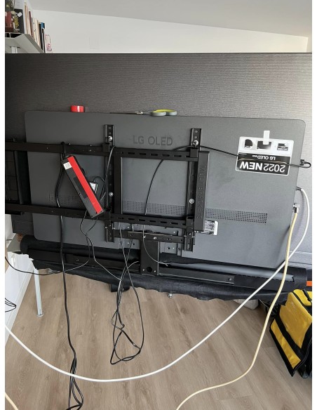 Soporte motorizado para televisión