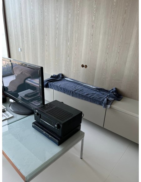 Colgar televisión (soporte fijo)