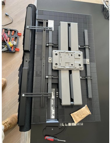 Colgar televisión (soporte articulado)