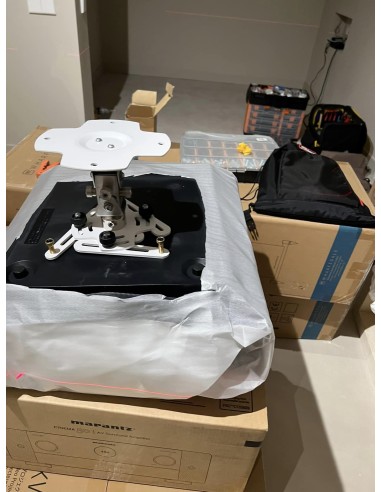 Colgar proyector (soporte techo)