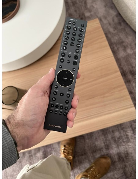 Instalación cine en casa con TV Sony 4K, AV Marantz y Sonus Faber