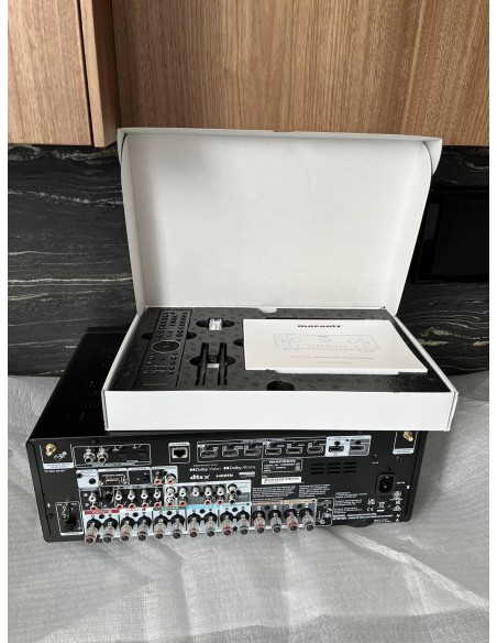 Instalación cine en casa con TV Sony 4K, AV Marantz y Sonus Faber