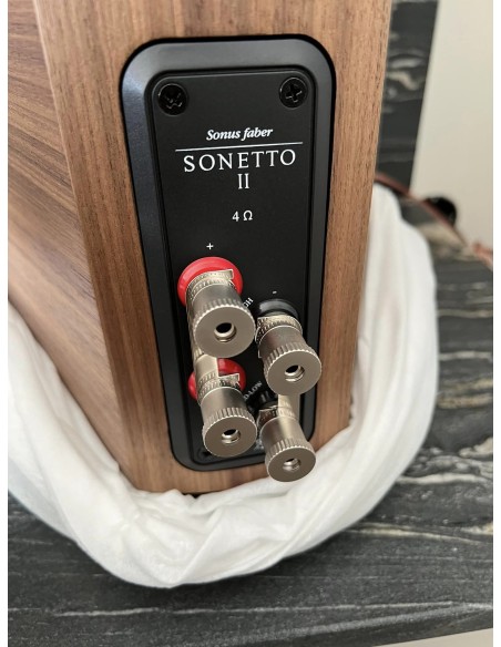 Instalación cine en casa con TV Sony 4K, AV Marantz y Sonus Faber