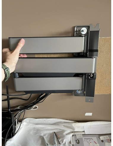 Cine en casa TV Loewe 4k + barra de sonido