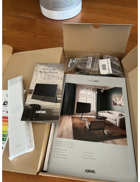 Cine en casa TV Loewe 4k + barra de sonido