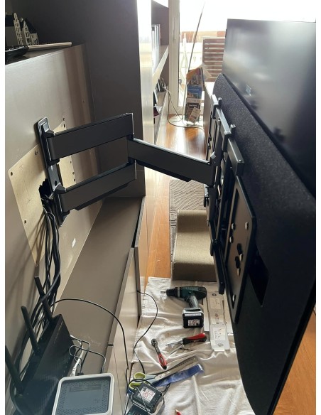 Cine en casa TV Loewe 4k + barra de sonido