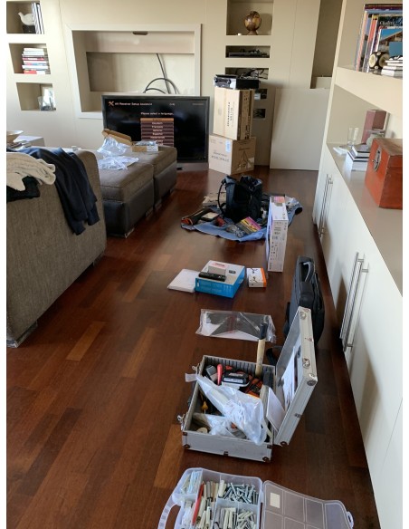 Cine en casa TV Philips 65" B&W con Marantz