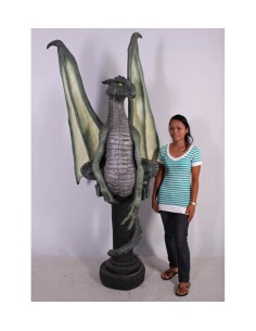 Dragon en pedestal 2