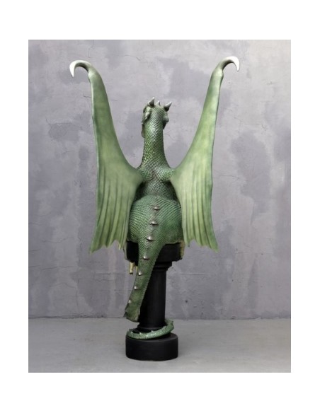 Dragon en pedestal