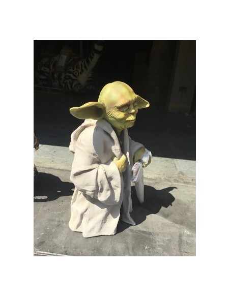 figura a tamaño real maestro yoda star wars life size figure