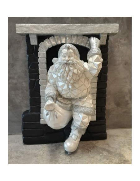 Papa Nöel saliendo chimenea