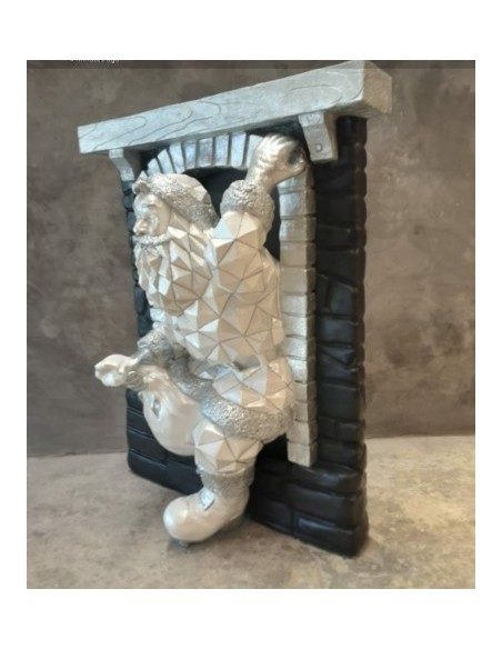 Papa Nöel saliendo chimenea