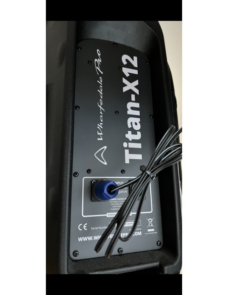 TITAN-X12 NEGRA IP-54 WHARFEDALE PRO
