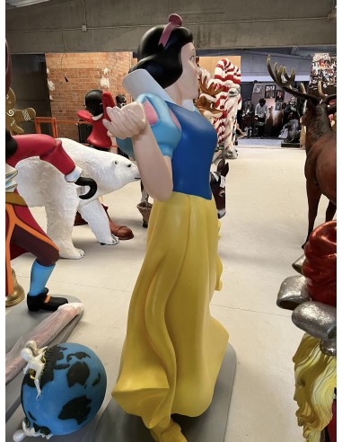 Figura a tamaño real del personaje Disney Blancanieves