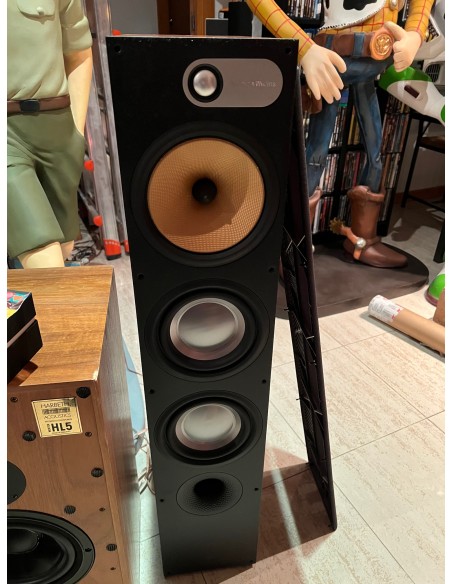 Altavoces B&W 683