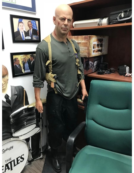 Die Hard "John McClane"  Bruce Willis