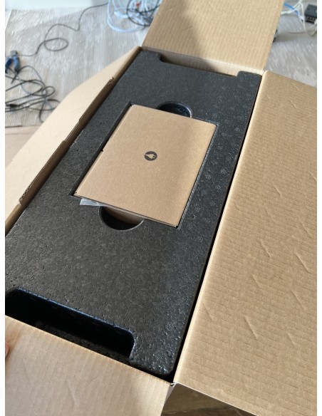 Instalación Cine en Casa "Sonos + Sony OLED 4K + Hue"