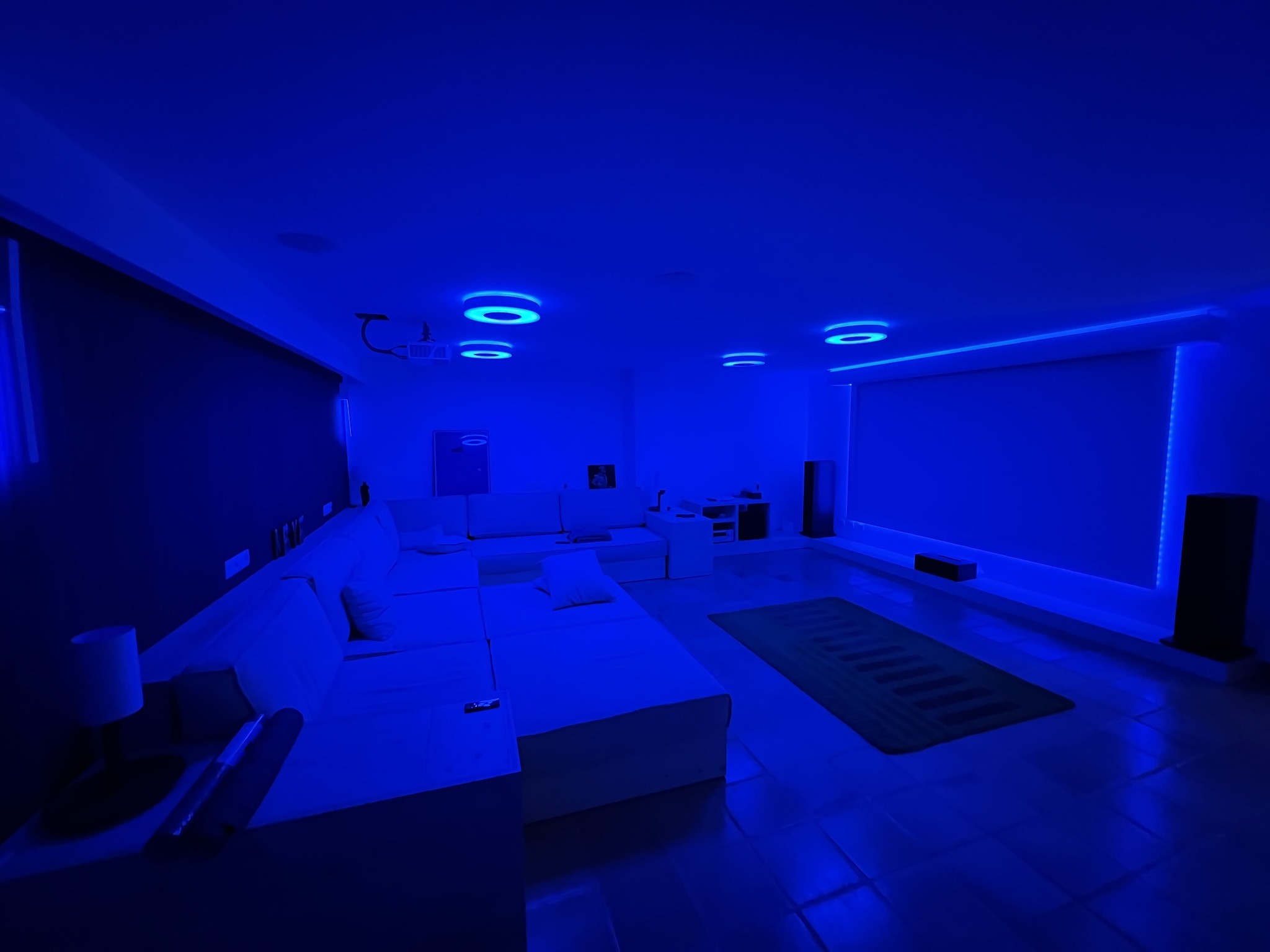 La importancia de la iluminación en una sala de cine en casa: crea una experiencia inmersiva real